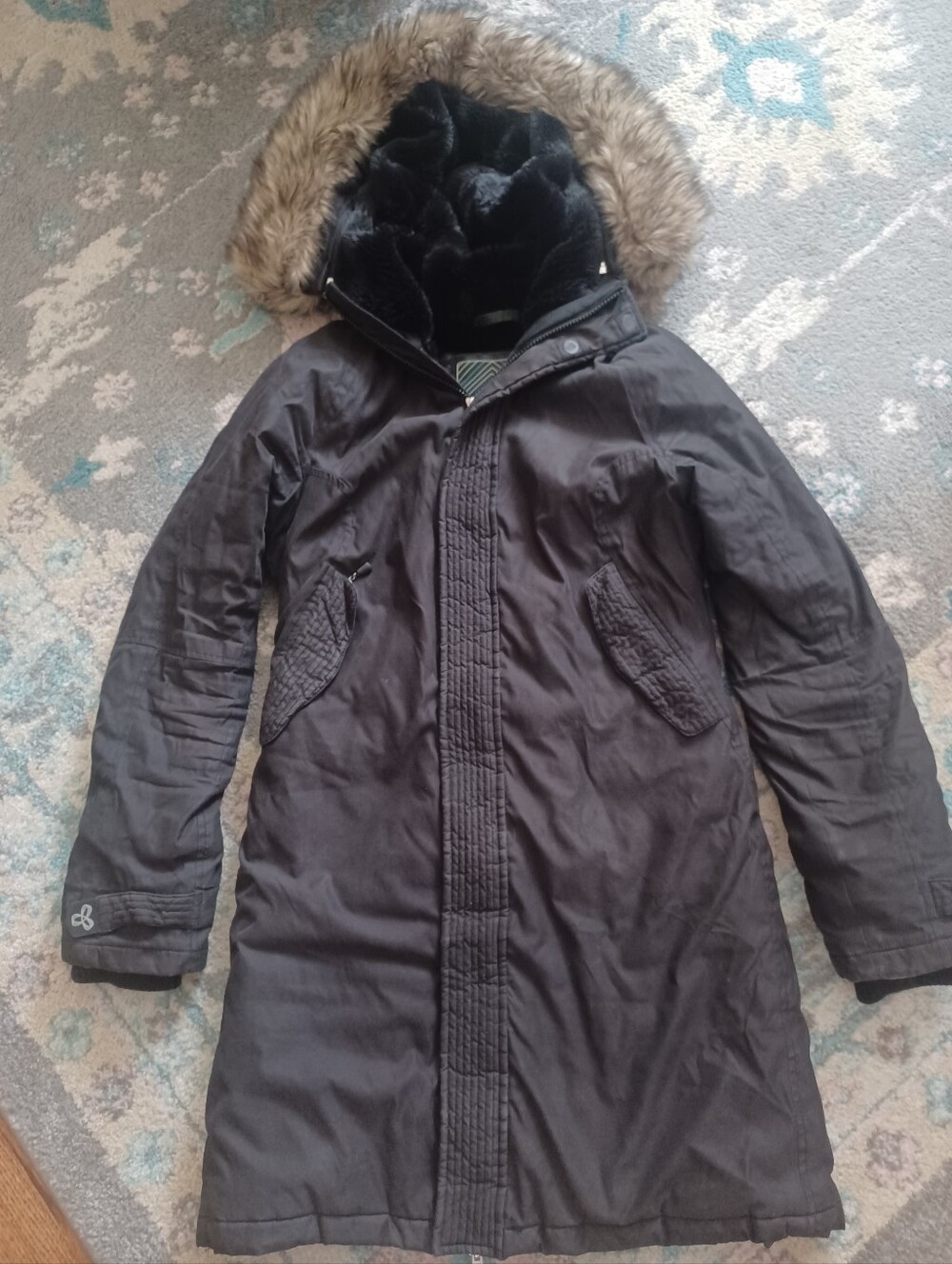 Women's Aritzia TNA Aspen Parka Black Xsmall Coat Jacket